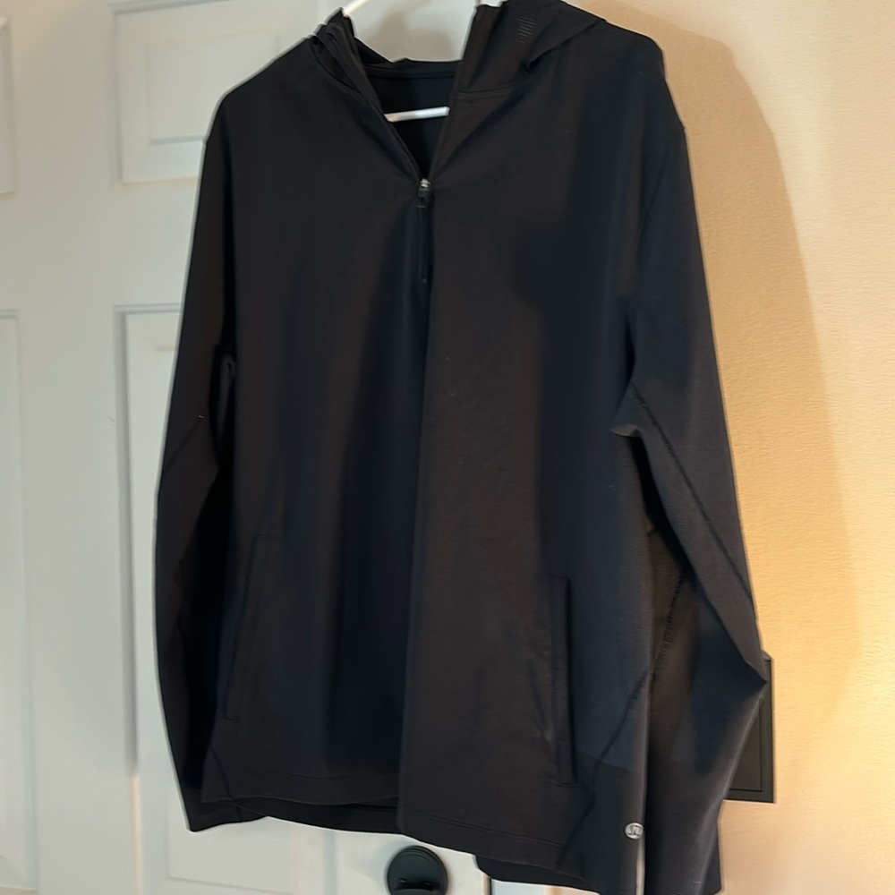 Lululemon quarter zip hooded light weight black pullover